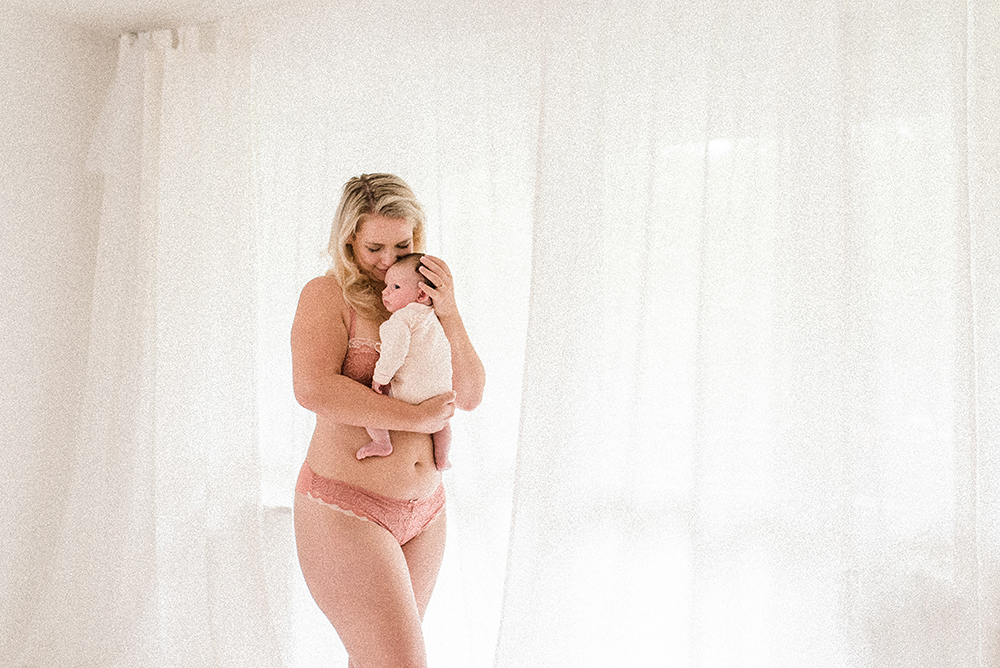 Boudoirfotografie für Frauen mit Lipödem in Zwickau, Lipödemselbstmanagement